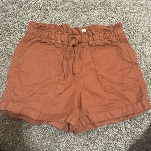 Old Navy Paperbag style shorts. Girls size Large 10/12